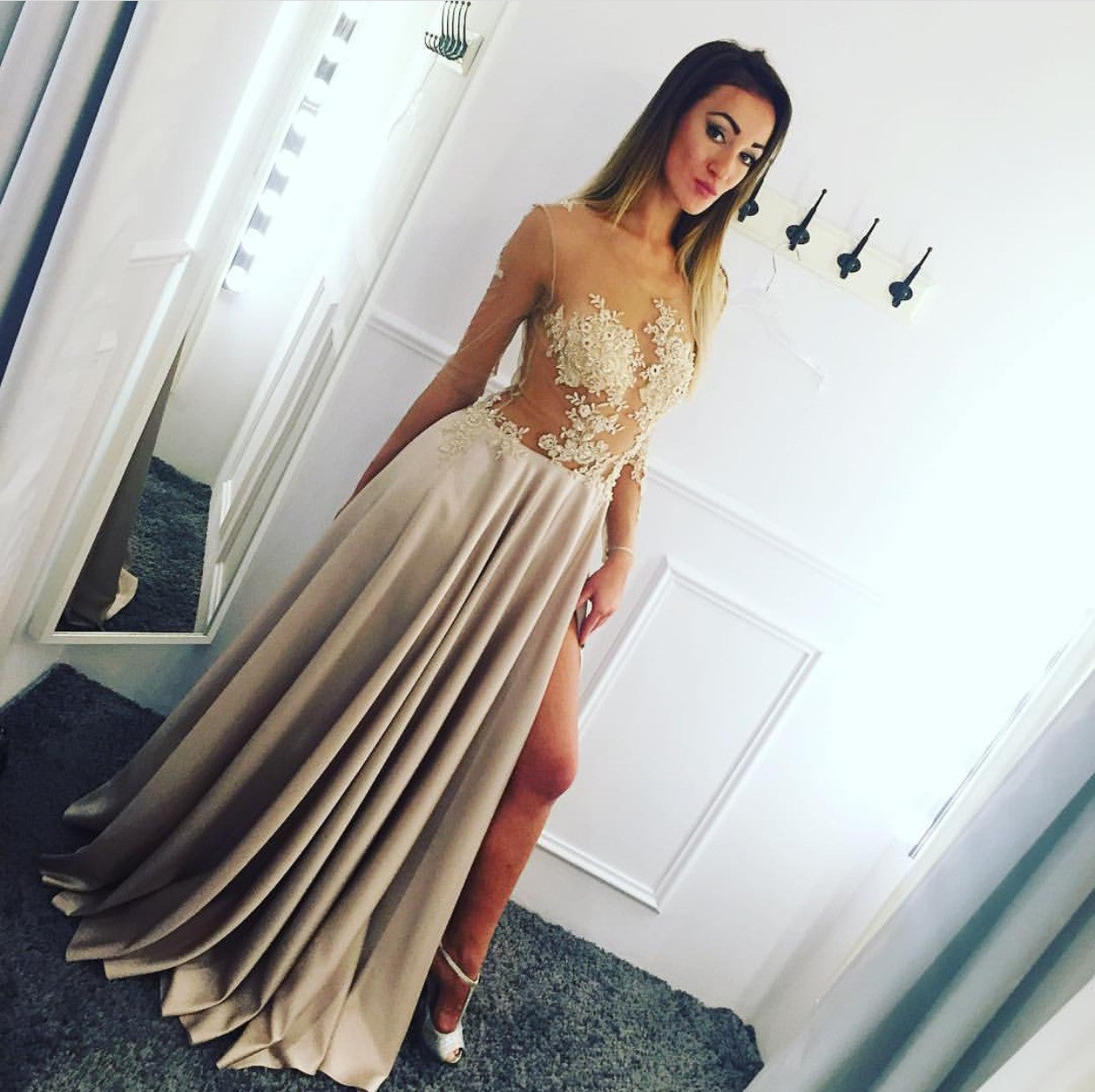 Sheer Long Sleeves Nude Chiffon Prom Dresses With Split – alinanova