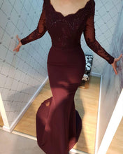 Load image into Gallery viewer, Lace Appliques Long Sleeves V-neck Mermaid Bridesmaid Dresses
