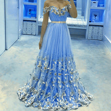 Load image into Gallery viewer, Elegant Lace Embroidery Sweetheart Tulle Formal Evening Dresses
