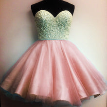 Load image into Gallery viewer, Ice Blue Tulle Pearl Sweetheart Homecoming Dresses Short Prom Gowns
