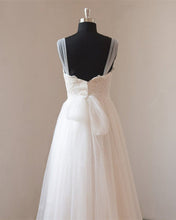Load image into Gallery viewer, Illusion Neckline Lace Appliques Tulle Beach Wedding Dress
