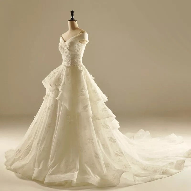 Ivory Lace A-line V Neck Off The Shoulder Wedding Dresses Princess-alinanova