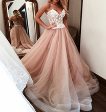 Load image into Gallery viewer, Ivory Lace Sweetheart Bodice Corset Champagne Tulle Wedding Dresses

