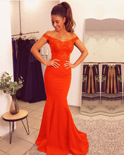 Load image into Gallery viewer, Orange Bridesmaid Dresses Mermaid Lace Appliques Gowns
