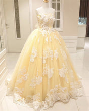 Load image into Gallery viewer, Lace Embroidery Tulle Ball Gown Strapless Dresses With Bow Sashes-alinanova
