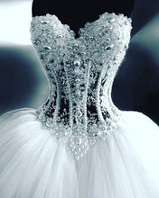 Load image into Gallery viewer, Romantic Tulle Wedding Dress
