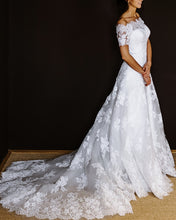 Load image into Gallery viewer, Lace Wedding Dress
