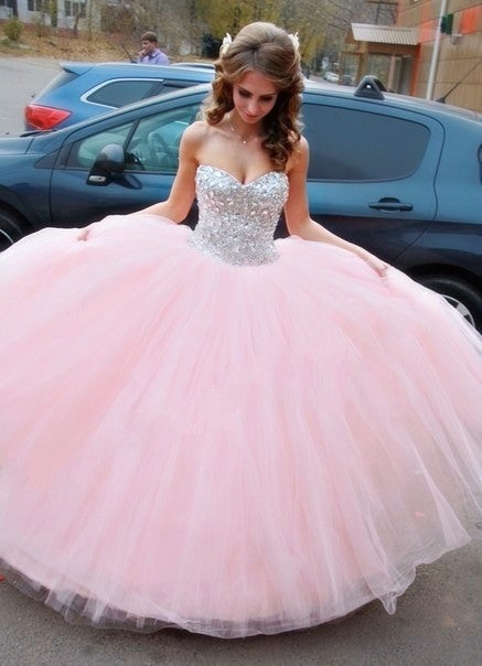 Light Pink Sweetheart Quinceanera Dresses With Crystals And Beads alinanova Light Pink Sweetheart Quinceanera Dresses With Crystals And Beads alinanova