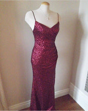 Load image into Gallery viewer, Long Burgundy Sequins V Neck Mermaid Bridesmaid Dresses
