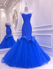 Load image into Gallery viewer, Long Satin Corset Sweetheart Mermaid Dress With Tulle Skirt
