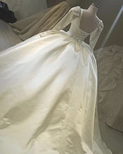 Load image into Gallery viewer, Open Back Wedding Dresses Satin
