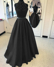 Load image into Gallery viewer, black-prom-gowns
