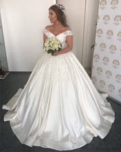 Load image into Gallery viewer, Luxurious Lace Appliques V-neck Off The Shoulder Ball Gowns Wedding Dress Satin-alinanova
