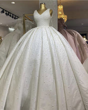 Load image into Gallery viewer, Peal Wedding Dress For Bride

