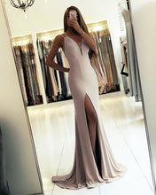 Load image into Gallery viewer, Taupe Bridesmaid Dresses Mermaid
