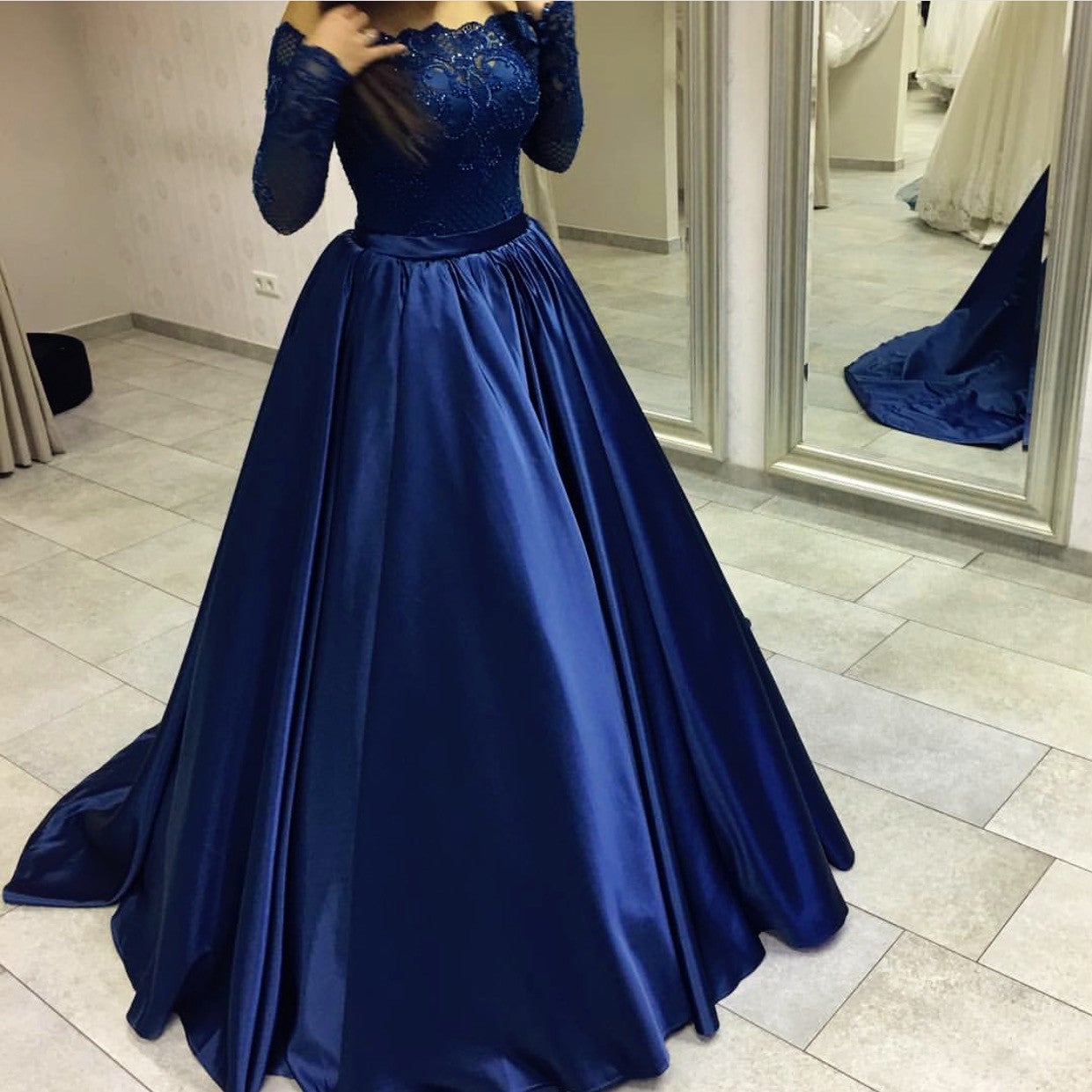 Navy Blue Satin Ball Gowns Prom Dresses Long Sleeves – alinanova
