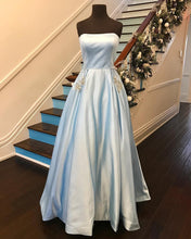 Load image into Gallery viewer, New Elegant A Line Princess Satin Long Prom Dresses With Beading Pocket

