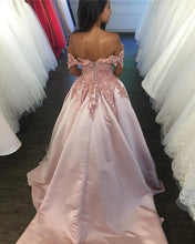 Load image into Gallery viewer, Blush Pink Ball Gown Quinceanera Dresses
