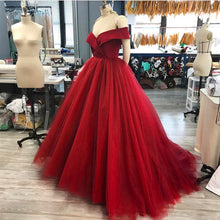 Load image into Gallery viewer, Off The Shoulder V-Neck Tulle Ball Gown Wedding Dresses
