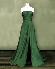 Load image into Gallery viewer, Olive Green Bridesmaid Dresses Strapless
