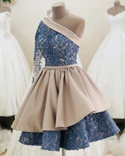 Load image into Gallery viewer, Vintage Homecoming Dresses
