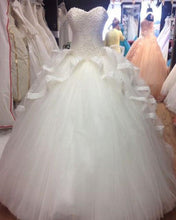Load image into Gallery viewer, Pearl Sweetheart Ruffles Wedding Dress Ball Gown-alinanova
