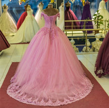 Load image into Gallery viewer, Wedding-Dresses-Blush
