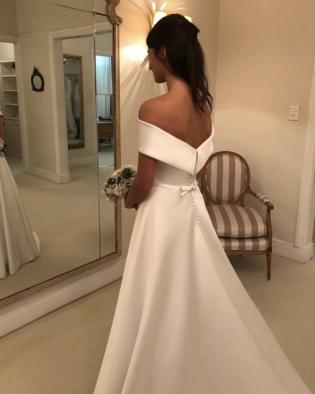 Minimalist A-line Princess Off The Shoulder Satin Wedding Dress alinanova Minimalist A-line Princess Off The Shoulder Satin Wedding Dress alinanova