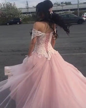 Load image into Gallery viewer, Princess Style Tulle Prom Dresses Lace Off The Shoulder
