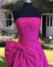 Load image into Gallery viewer, Pink Strapless Taffeta Dress With Bow
