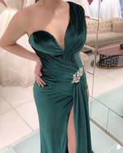 Load image into Gallery viewer, Mermaid Velvet Prom Dresses One Shoulder Side Split
