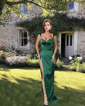 Load image into Gallery viewer, Emerald Prom Dress
