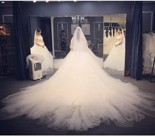 Load image into Gallery viewer, princess-wedding-dress
