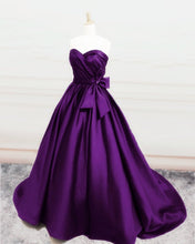 Load image into Gallery viewer, Ruched Sweetheart Satin Ball Gown Dresses With Bow-alinanova
