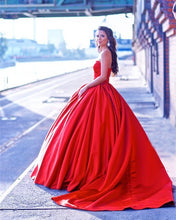 Load image into Gallery viewer, Sweetheart-Satin-Ball-Gowns-Wedding-Dresses-Red
