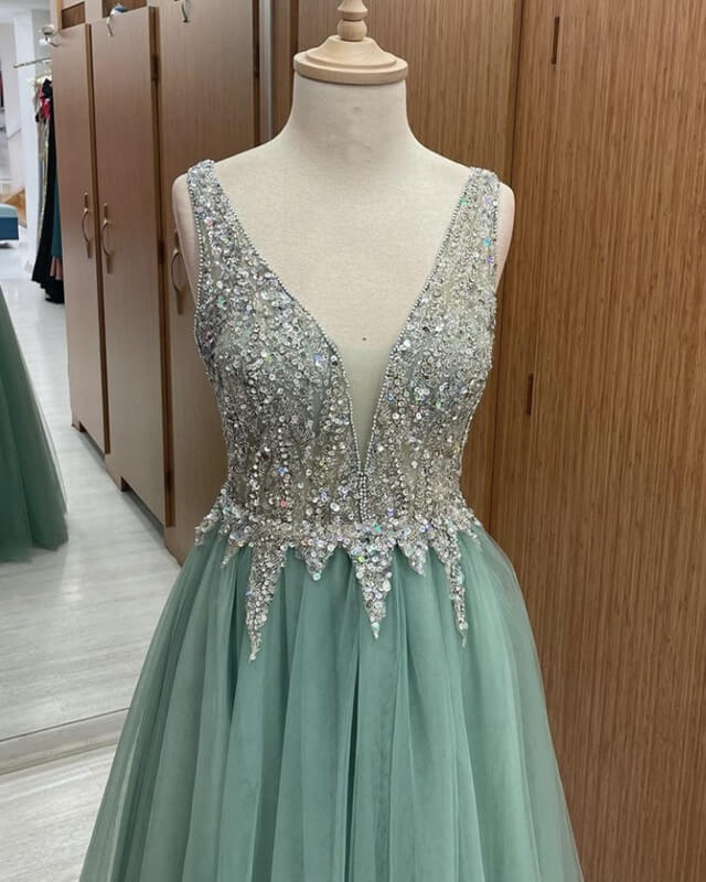 Sage Green Tulle V Neck Beaded Dresses – alinanova
