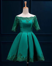 Load image into Gallery viewer, Short Sleeved Homecoming Dresses Green
