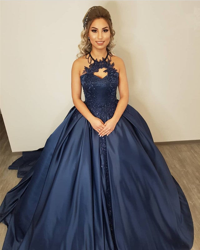 Sexy Halter Top Long Satin Ball Gowns Wedding Dresses Lace Embroidery Beaded Sexy Halter Top Long Satin Ball Gowns Wedding Dresses Lace Embroidery Beaded