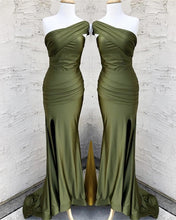 Load image into Gallery viewer, Olive Green Bridesmaid Dresses One Shoulder
