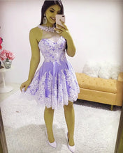 Load image into Gallery viewer, Short A-line Halter Homecoming Dresses Lace Appliques
