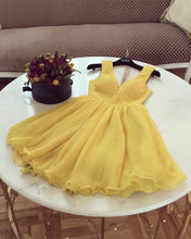 Load image into Gallery viewer, Short Deep V-neck Organza Ruffles Homecoming Dress

