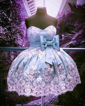 Load image into Gallery viewer, Short Lace Appliques Bow Sashes Satin Prom Homecoming Dresses
