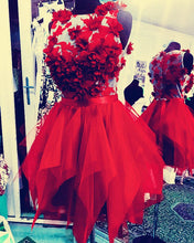 Load image into Gallery viewer, Short Organza Ruffles Prom Homecoming Dresses With 3D Lace Flowers
