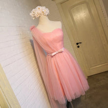 Load image into Gallery viewer, Short Pink Tulle Pleated Bridesmaid Dresses One Shoulder
