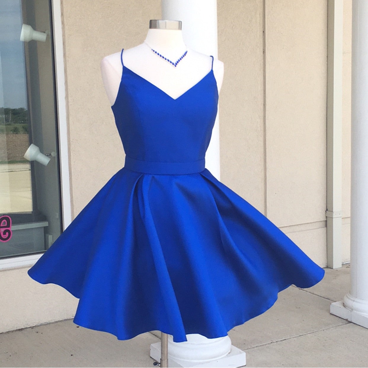 Short Satin V Neck Bow Back Homecoming Dresses alinanova Short Satin V Neck Bow Back Homecoming Dresses alinanova