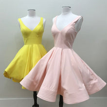 Load image into Gallery viewer, Short Satin V Neck Swing Prom Dresses Ball Gowns Homecoming Dress
