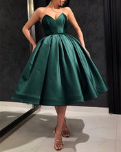 Load image into Gallery viewer, Dark-Green-Homecoming-Dresses
