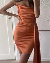 Load image into Gallery viewer, Short Strapless Tight Satin Dress
