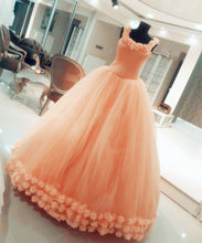 Load image into Gallery viewer, Spaghetti Straps Pink Flower Ball Gowns Quinceanera Dresses Bodice Corset
