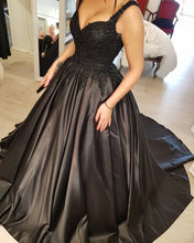Load image into Gallery viewer, Black Sweetheart Quinceanera Dresses
